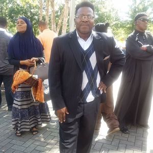 Meet your Posher, Salim